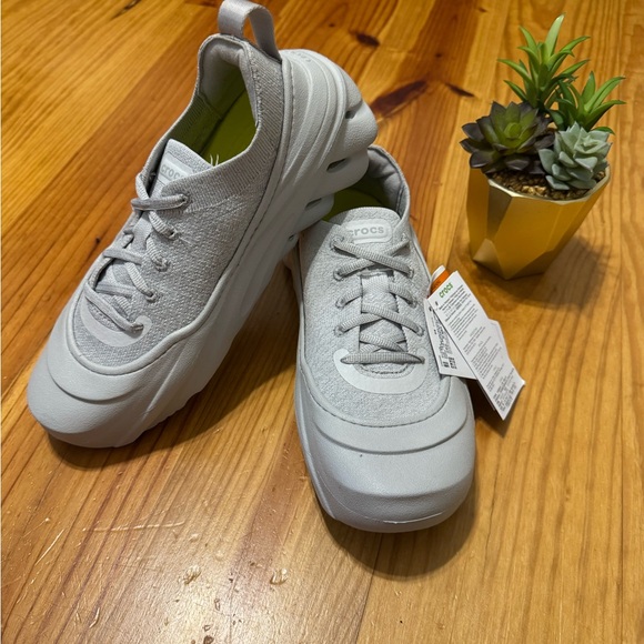 CROCS Shoes - CROCS Light Gray Platform Athletic Lace-Up Sneakers